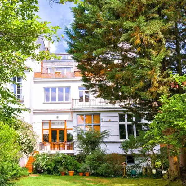 ELEGANT UCCLE ESTATE WITH EXPANSIVE GARDEN