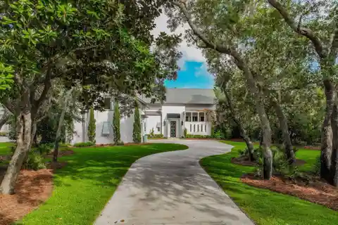 Boater's Dream in Botany Bayou