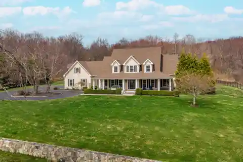 Four-acre Private Retreat