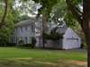 CHARMING WADING RIVER HOME
