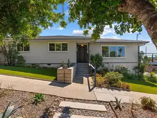 Oceanside Gem with West-Facing Deck and Sunsets