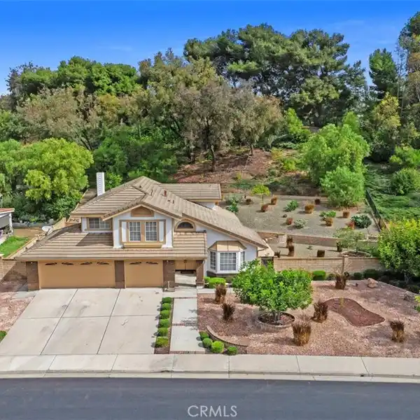 GORGEOUS HOME IN COVETED CAPISTRANO ROYALE