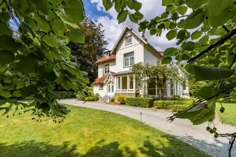 Stunning Faubourg Residence with Large Grounds