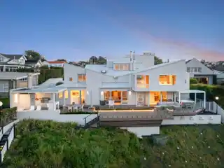 Luxury Living with Panoramic Views