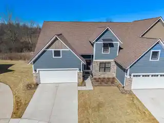 Exceptional Condo in Gallery Pointe