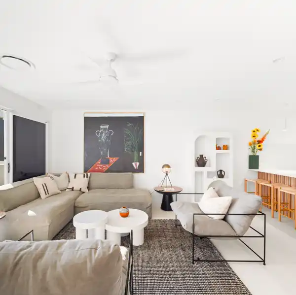 STUNNING COOLUM BEACH HOME WITH SELF-CONTAINED STUDIO AND MODERN FINISHES