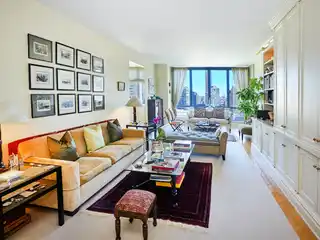 Corner Rental in Prime Lincoln Square