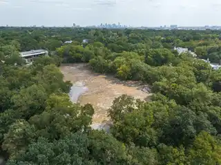 Ideal Building Site in Prestigious Bluffview Estates