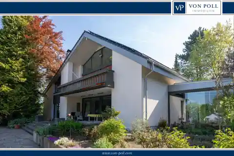 Retreat Full of Charm, Privacy and Quality of Life