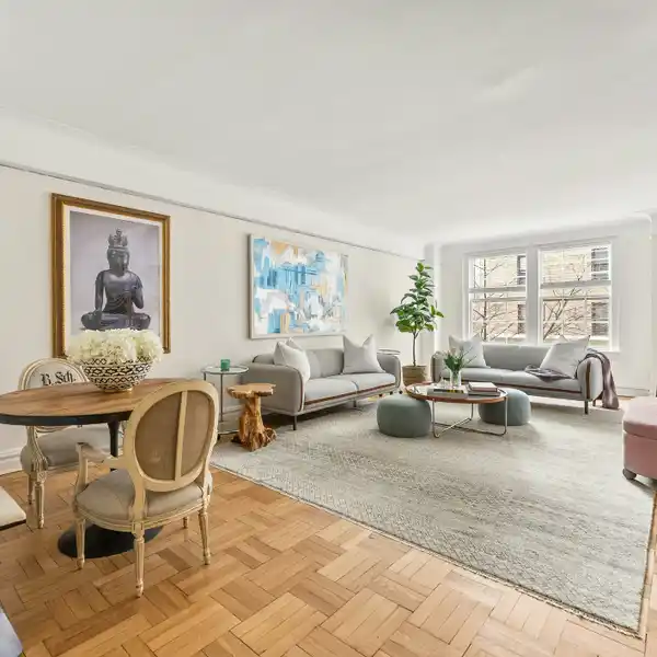 BLANK CANVAS IN AN ICONIC UPPER WEST SIDE PRE-WAR BUILDING