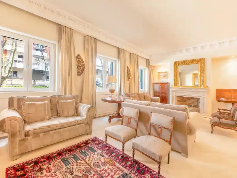 Refined Luxury Home in the Heart of Lisbon