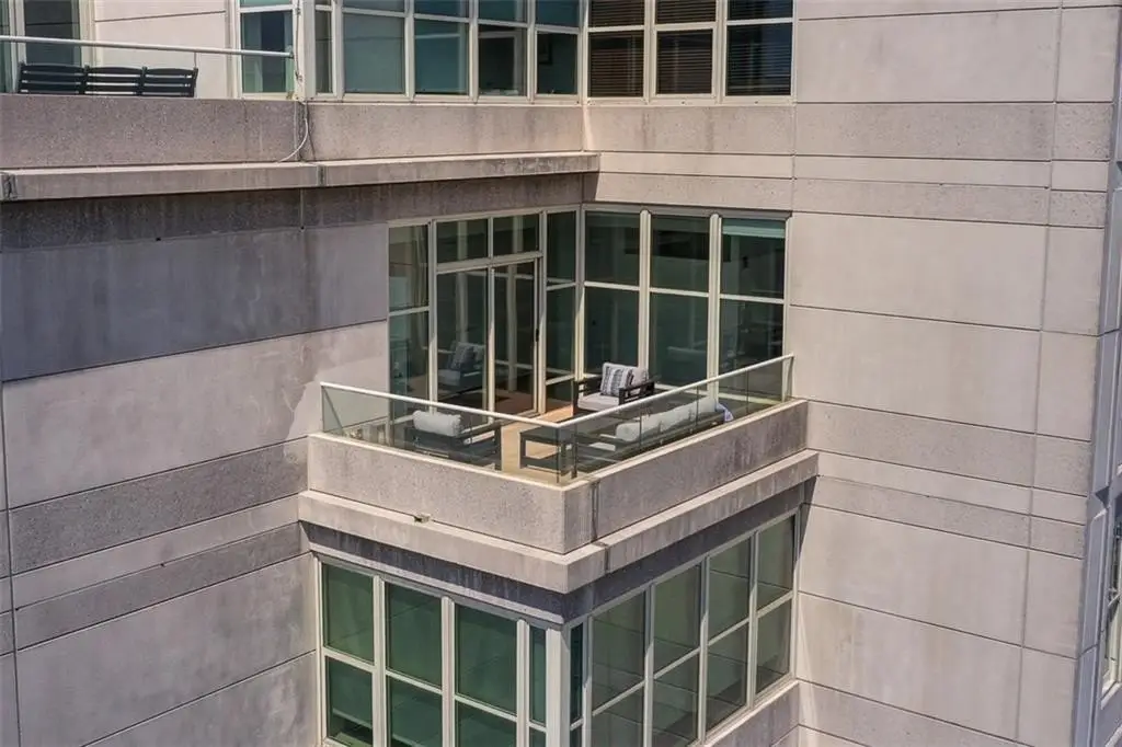 Large Image