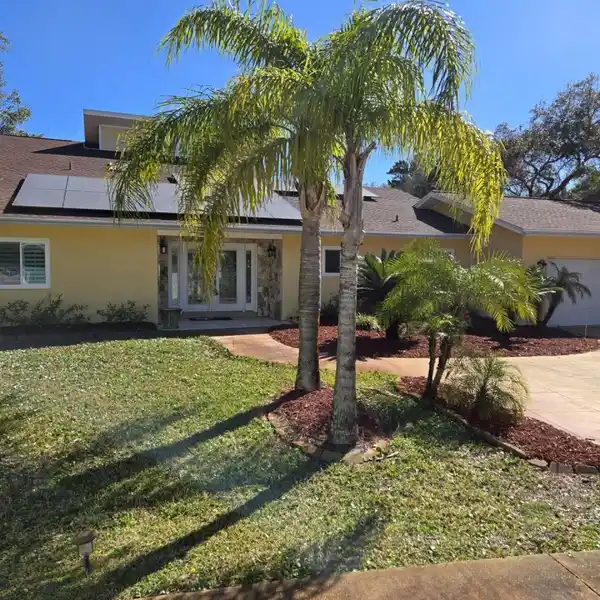 BEAUTIFUL POOL HOME