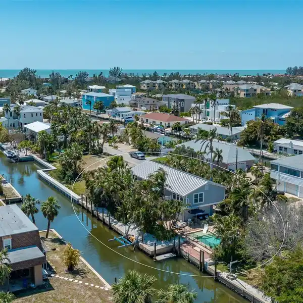 PERSONAL TROPICAL PARADISE