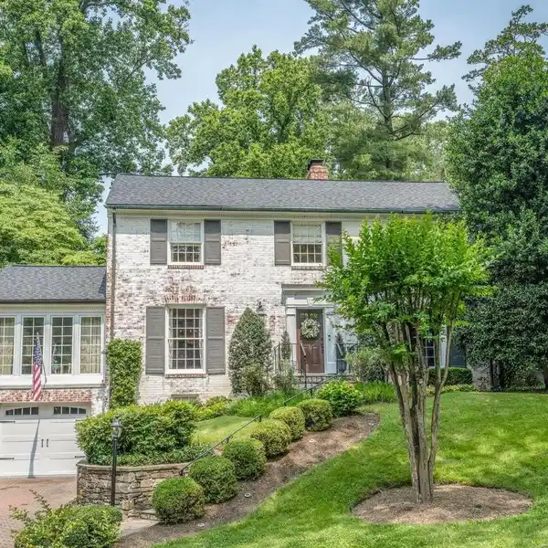 IMPECCABLE HOME IN WESTMORELAND HILLS