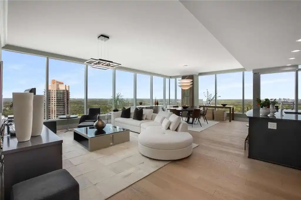 Rare High-floor Opportunity at the Ritz Carlton Residence