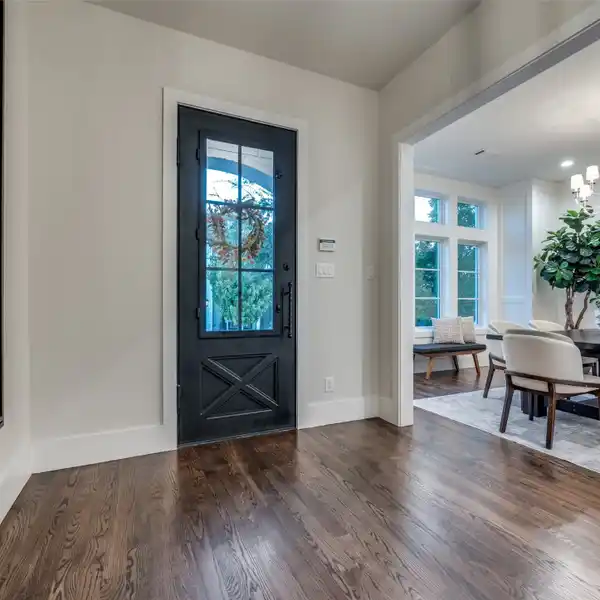 IMPRESSIVE HOME IN CRESTWAY FOREST ESTATES
