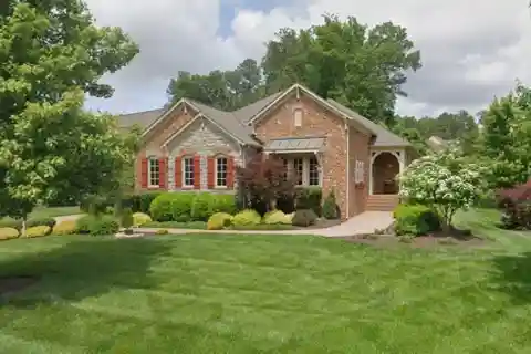 Maintenance-free Living in Kinloch