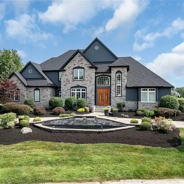 CUSTOM LUXURY AT RED TAIL