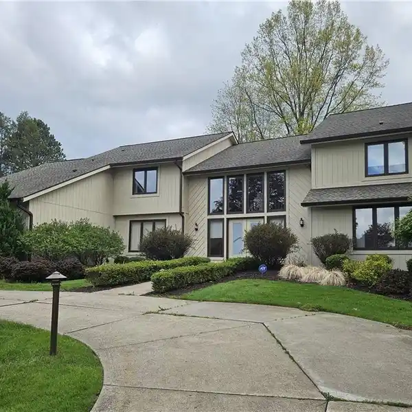 STATELY TRANSITIONAL COLONIAL