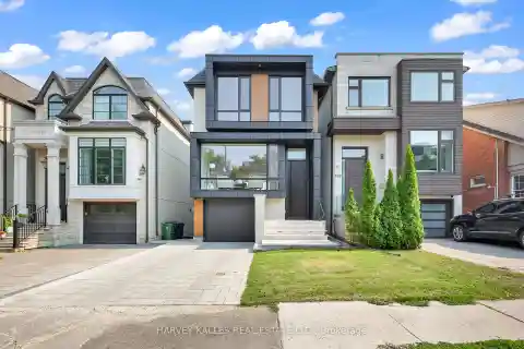 Brand New Luxuriously Curated Home