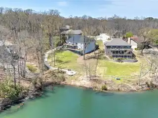 Your Own Slice of Lakefront Paradise