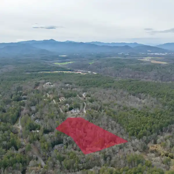 SECLUDED ACREAGE IN THE HEART OF BILTMORE FOREST