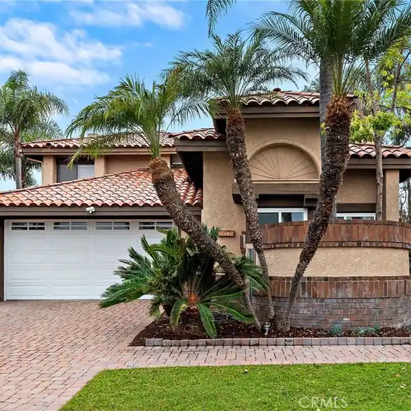 REMODELED GEM IN FALCON HILL