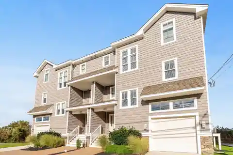 Stylish Coastal Escape with Sunset Views