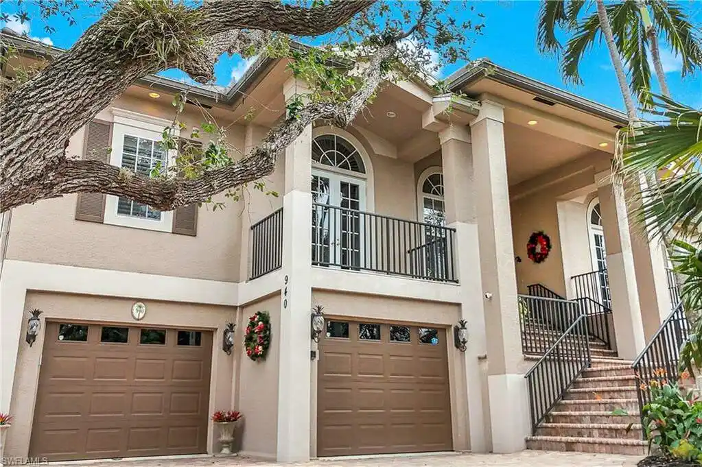 Coastal Elegance in Gated Hideaway Beach