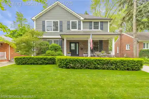Beautiful Home in a Sought-after Neighborhood