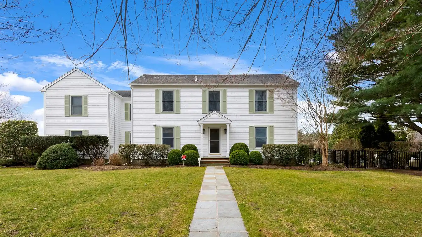 Elegant Traditional Home for Rent