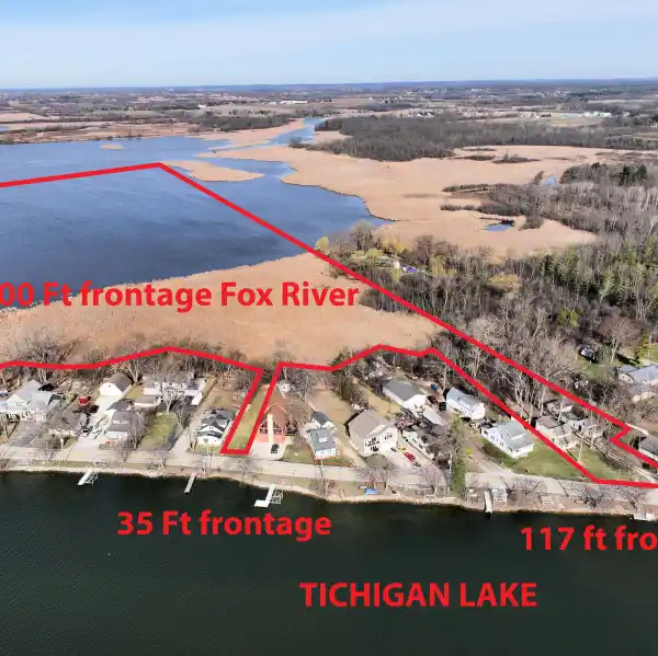 CREATE AN UNMATCHED WATERFRONT RETREAT