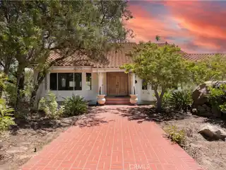 Custom Gated Property in the Scenic De Luz Area