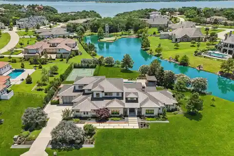 Custom Luxury Estate in the Enclave at Chateau Du Lac