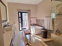SERENITY IN THE HEART OF ZANDSPRUIT BUSH & AERO ESTATE