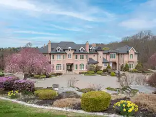 Grand Mendham Boro Estate