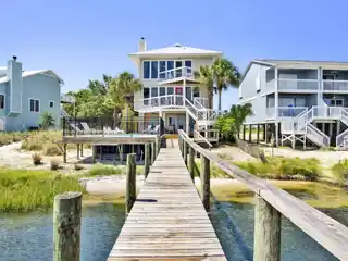 Blue Heron - Rare Riverfront Home