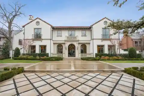 Mediterranean Masterpiece Overlooking Lockhart Park