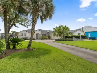 Riverfront Living in the North Florida Keys