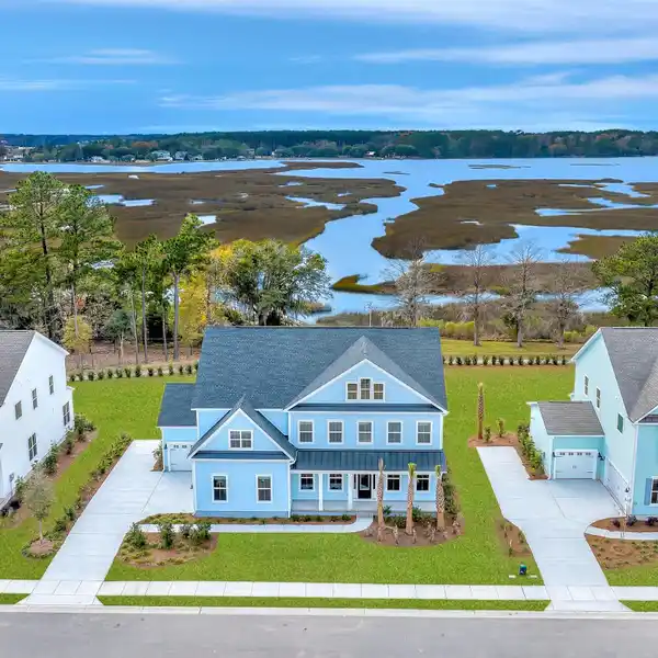 WATERFRONT RETREAT WITH STUNNING CREEK VIEWS