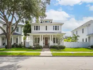 Elegant Four Square Home with Expert Designs