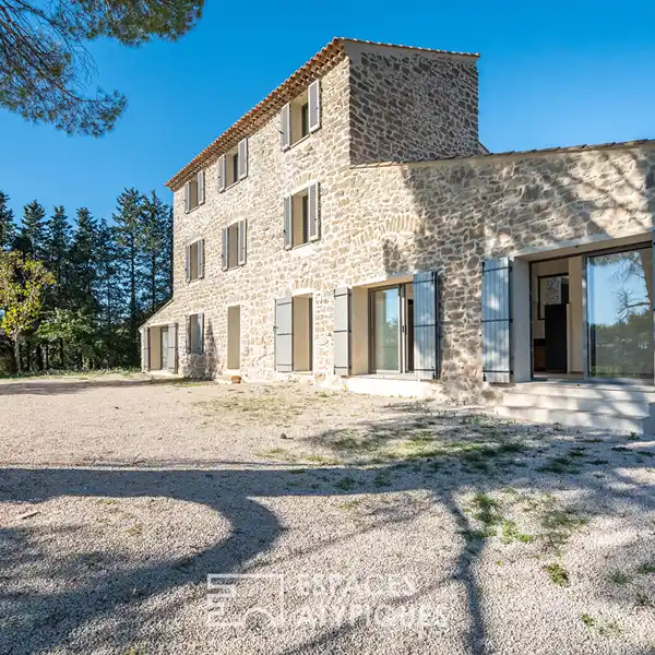 RENOVATED PROVENCAL FARMHOUSE BLENDING CHARM AND MODERNITY