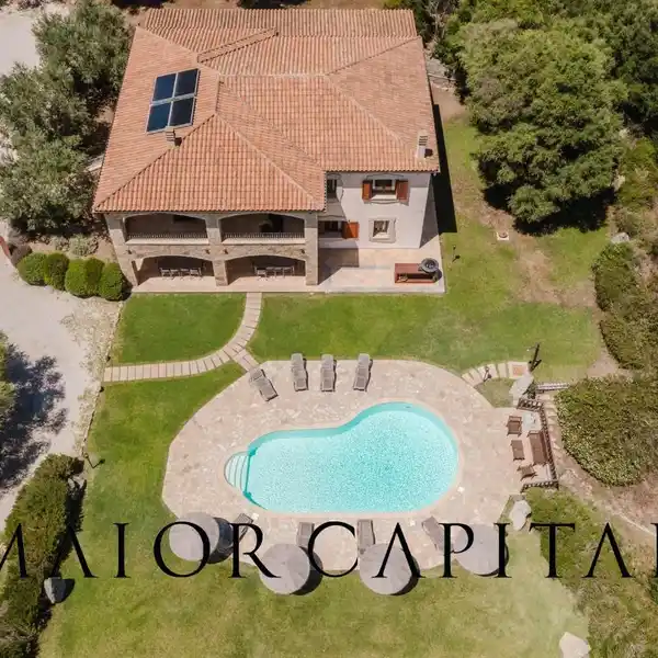 BEAUTIFUL VILLA WITH ANNEX AND POOL