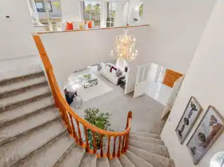 Grand Cul-De-Sac Estate with Spa Retreat Touches