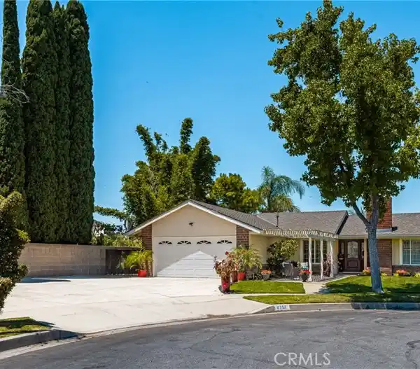 PEACEFUL ANAHEIM HILLS POOL HOME RETREAT