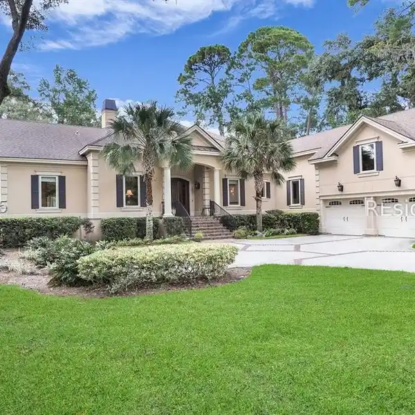 NEWER STYLE AND EXCEPTIONAL QUALITY IN THIS LUXURY HOME