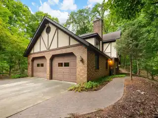 Serene Living in the Woodland Shores Association