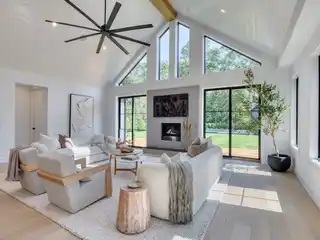 Modern Gem in the Vibrant Springs Area