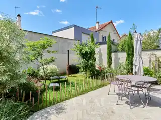 Nearly New Architect-Designed Home